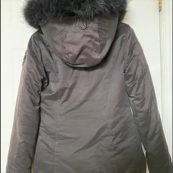 Numéro Winter Jacket - Picture 2 of 5